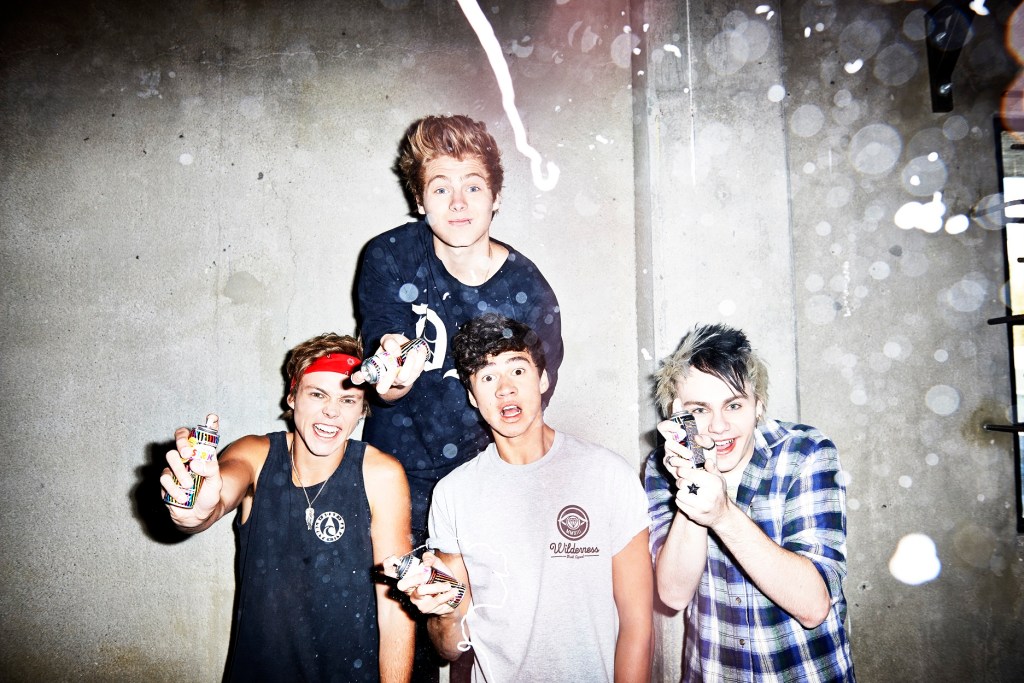 5SOS deny Janoskians&nbsp;collaboration