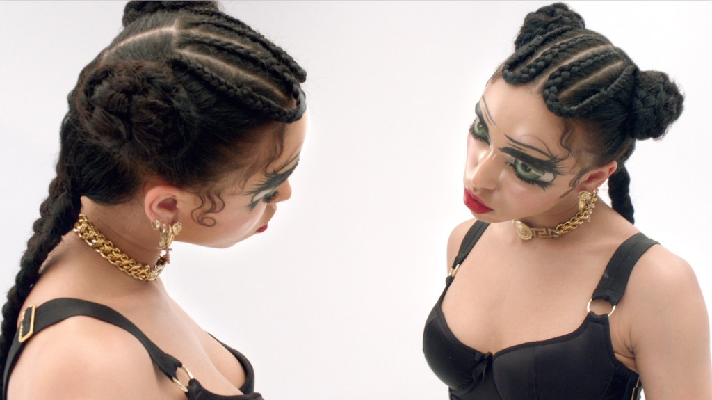 FKA TWIGS rocks Aussie&nbsp;festival