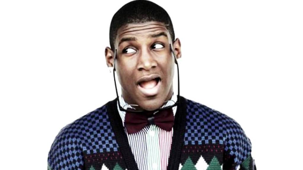 Host of celebs join Labrinth for pre – brits&nbsp;dinner