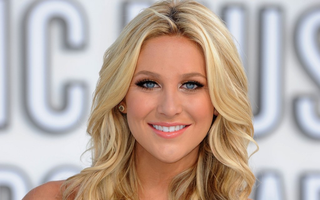 Stephanie Pratt collaborates with MeMe&nbsp;London