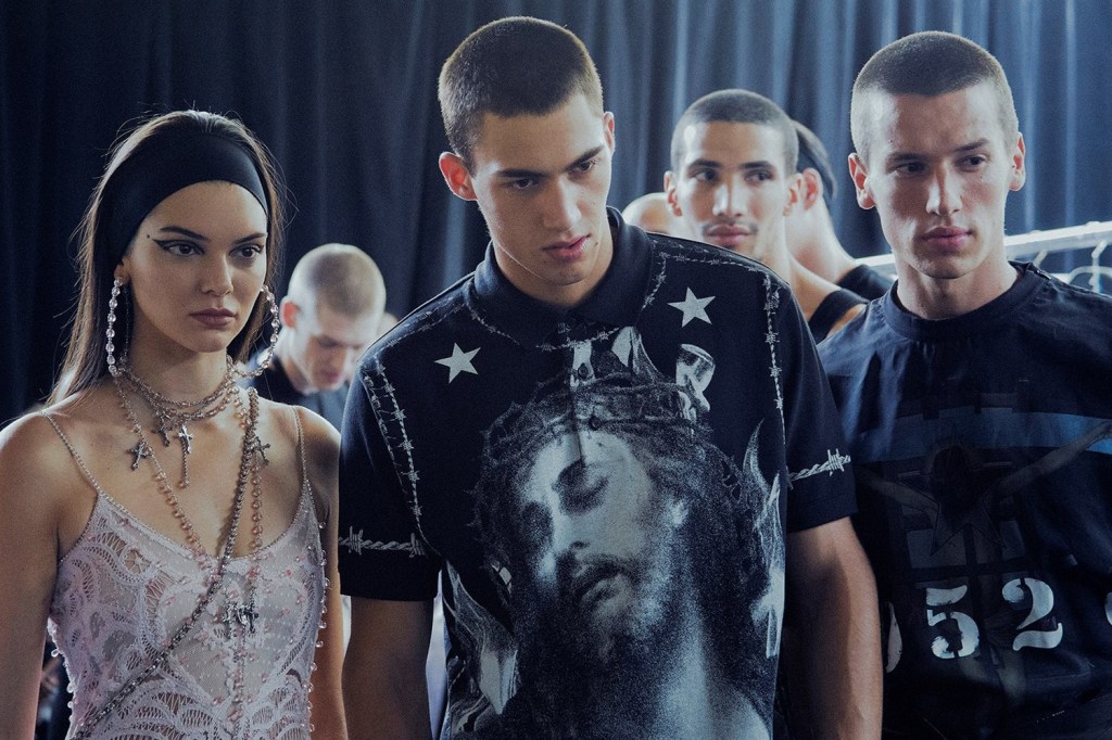 Givenchy are inviting you to their SS16 NYFW&nbsp;show